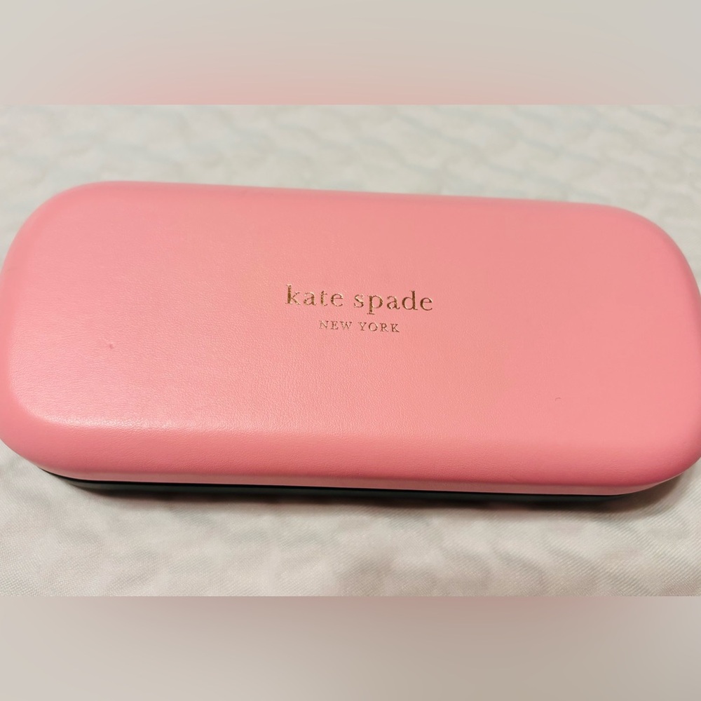 KATE SPADE 💕♠️ Pink & Cream Glasses Case